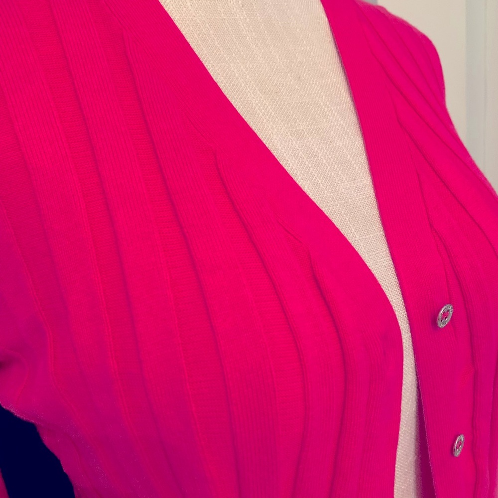 ❤️CALVIN KLEIN HOT PINK BUTTON DOWN CARDIGAN❤️EXCELLENT CONDITION! - Picture 9 of 10